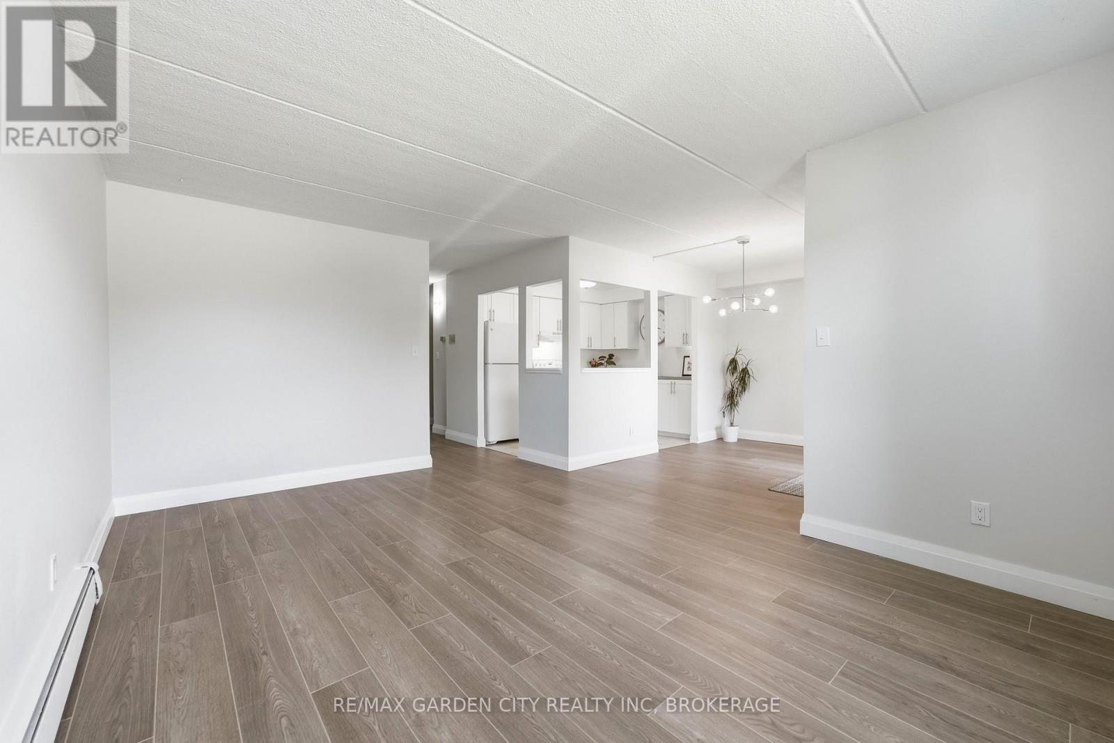 311 - 41 Rykert Street, St. Catharines (Western Hill), Ontario  L2S 3A4 - Photo 5 - X13455702