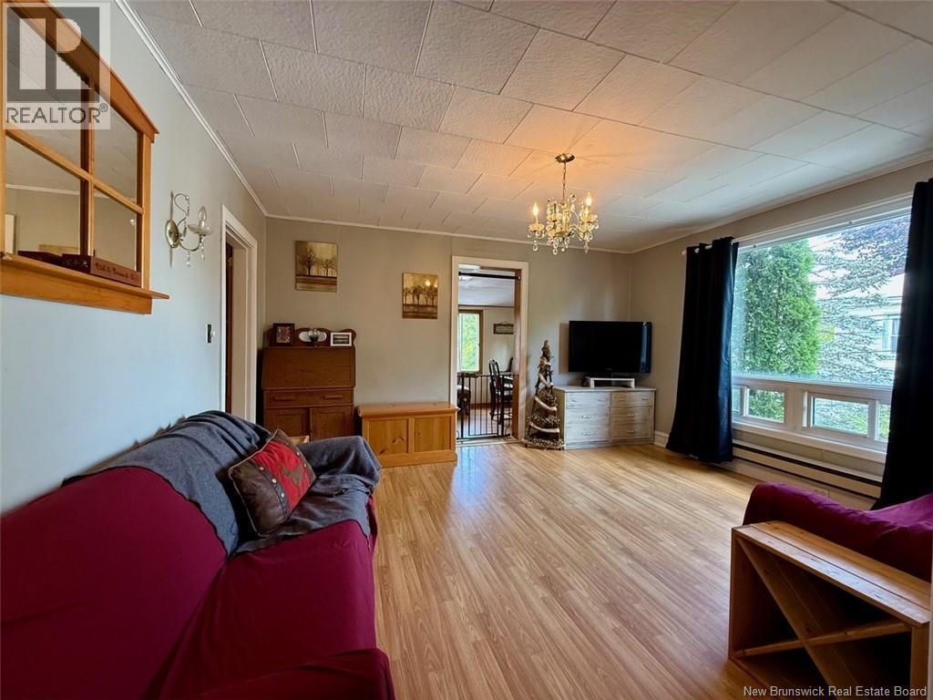 7 Oak Street, Mcadam, New Brunswick  E6J 1M5 - Photo 31 - NB145138