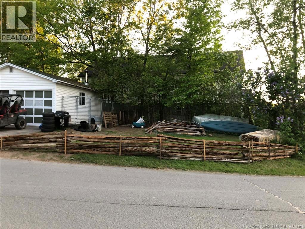 7 Oak Street, Mcadam, New Brunswick  E6J 1M5 - Photo 50 - NB145138