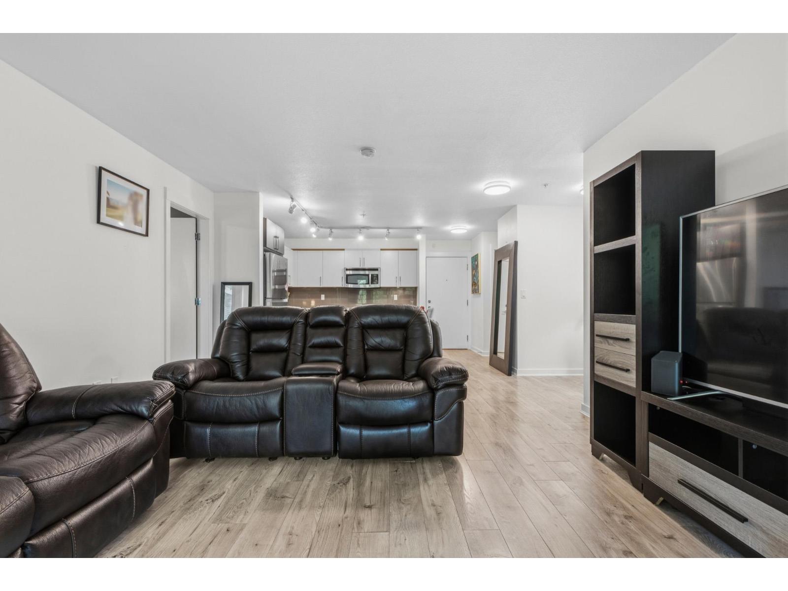 206 8695 160 Street, Surrey, British Columbia  V4N 6L6 - Photo 6 - R3133443