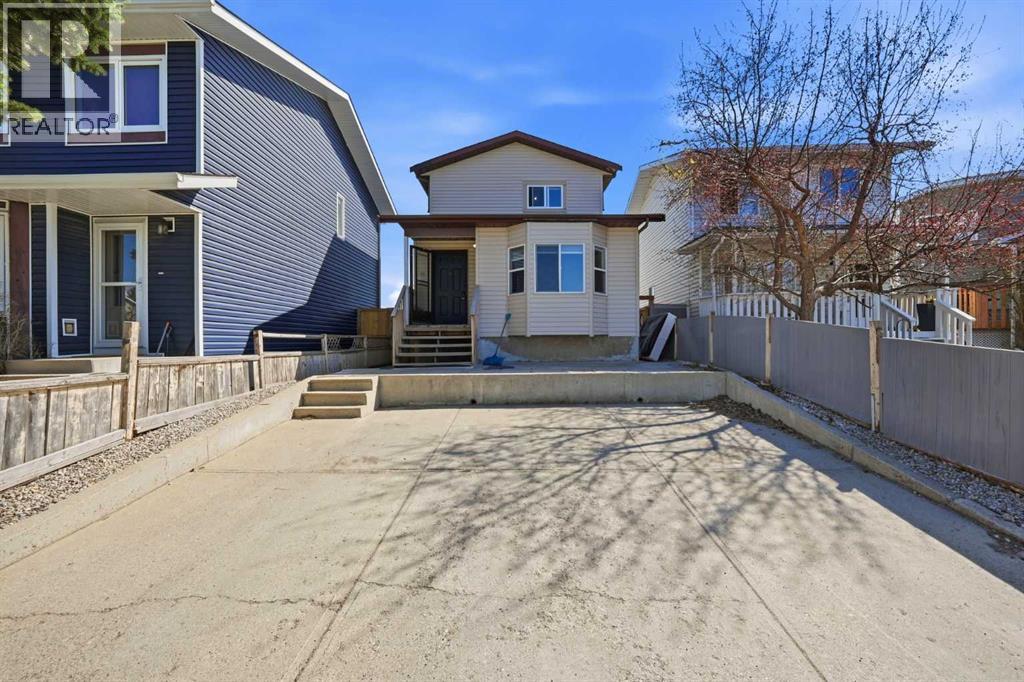 65 Falmere Way NE, Calgary, Alberta  T3J 2Y7 - Photo 3 - A2327205