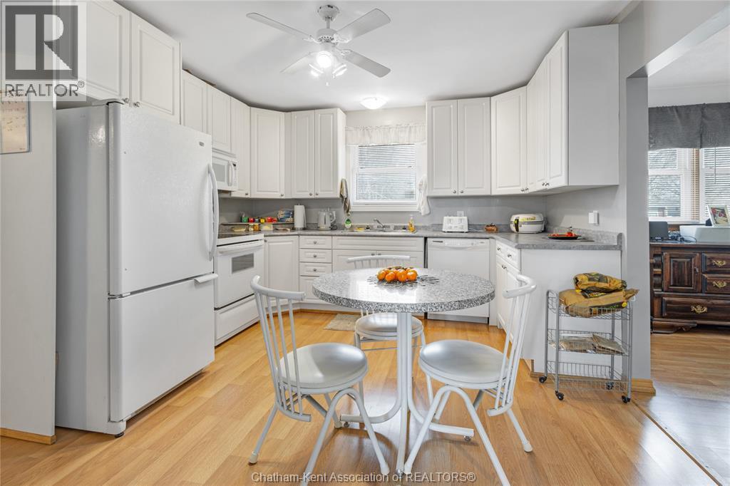 410 Mcnaughton Avenue East, Chatham, Ontario  N7L 2G9 - Photo 9 - 26018587
