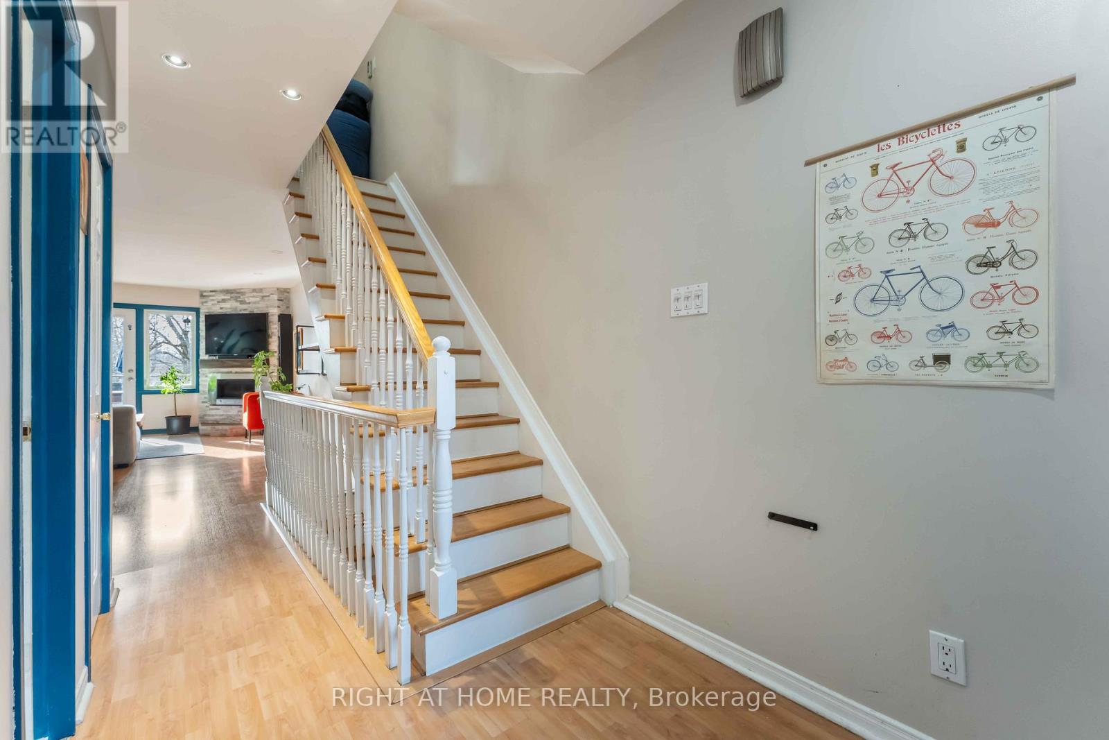 6 - 2 Columbus Avenue, Ottawa, Ontario K1K 1R3 - Photo 4 - X13628622
