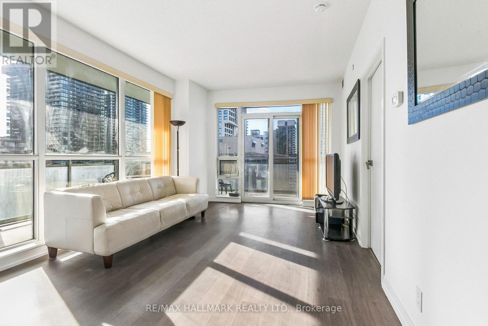 1212 - 98 LILLIAN STREET, Toronto, Ontario