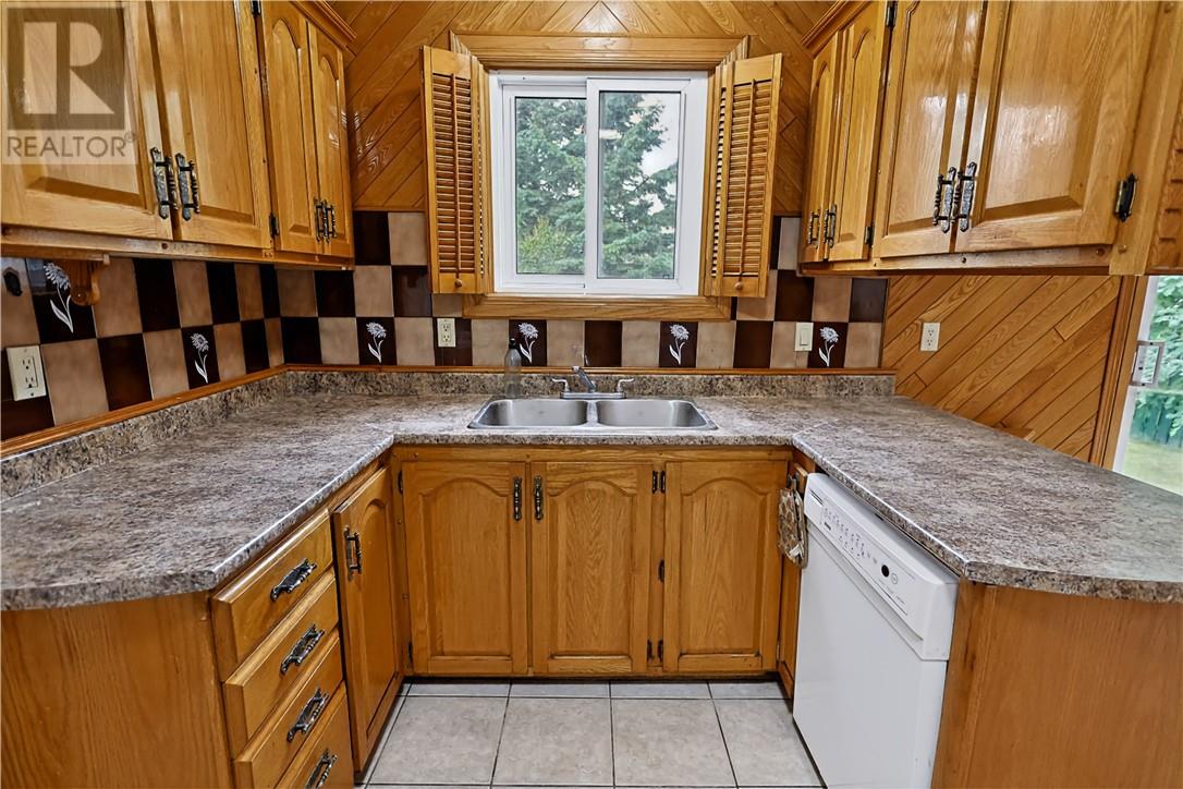 29 Caroline Court, Sudbury, Ontario  P3A 4H2 - Photo 8 - 2129562
