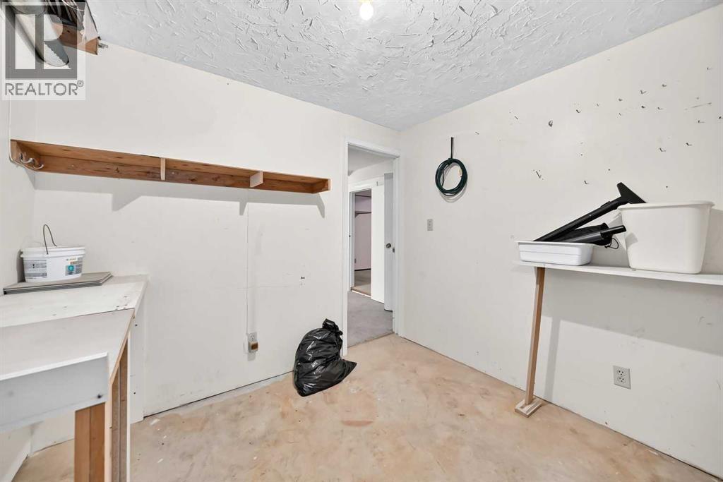 6437 Coach Hill Road SW, Calgary, Alberta  T3H 1B5 - Photo 33 - A2334043