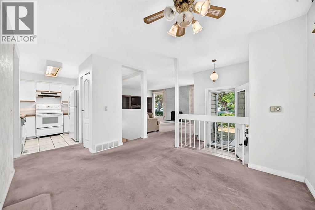 6437 Coach Hill Road SW, Calgary, Alberta  T3H 1B5 - Photo 8 - A2334043