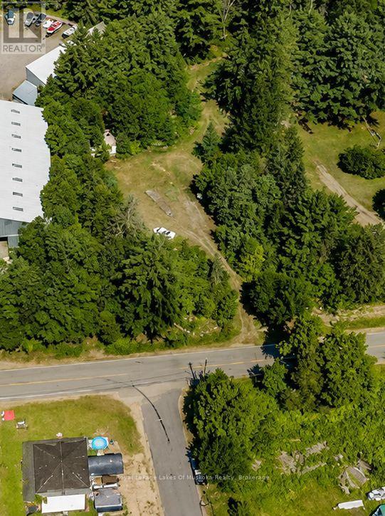 00 EAST ROAD, Lake of Bays, Ontario