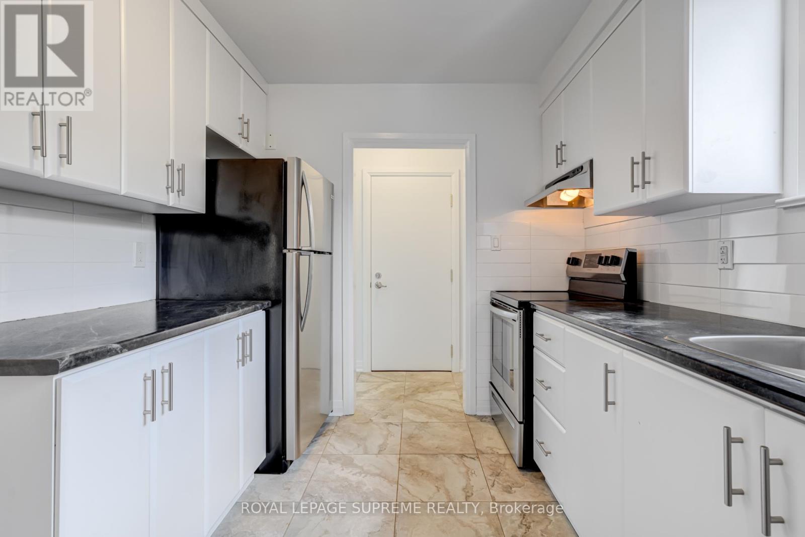 1 - 79 Lanark Avenue, Toronto, Ontario  M6E 2G3 - Photo 10 - C13628536