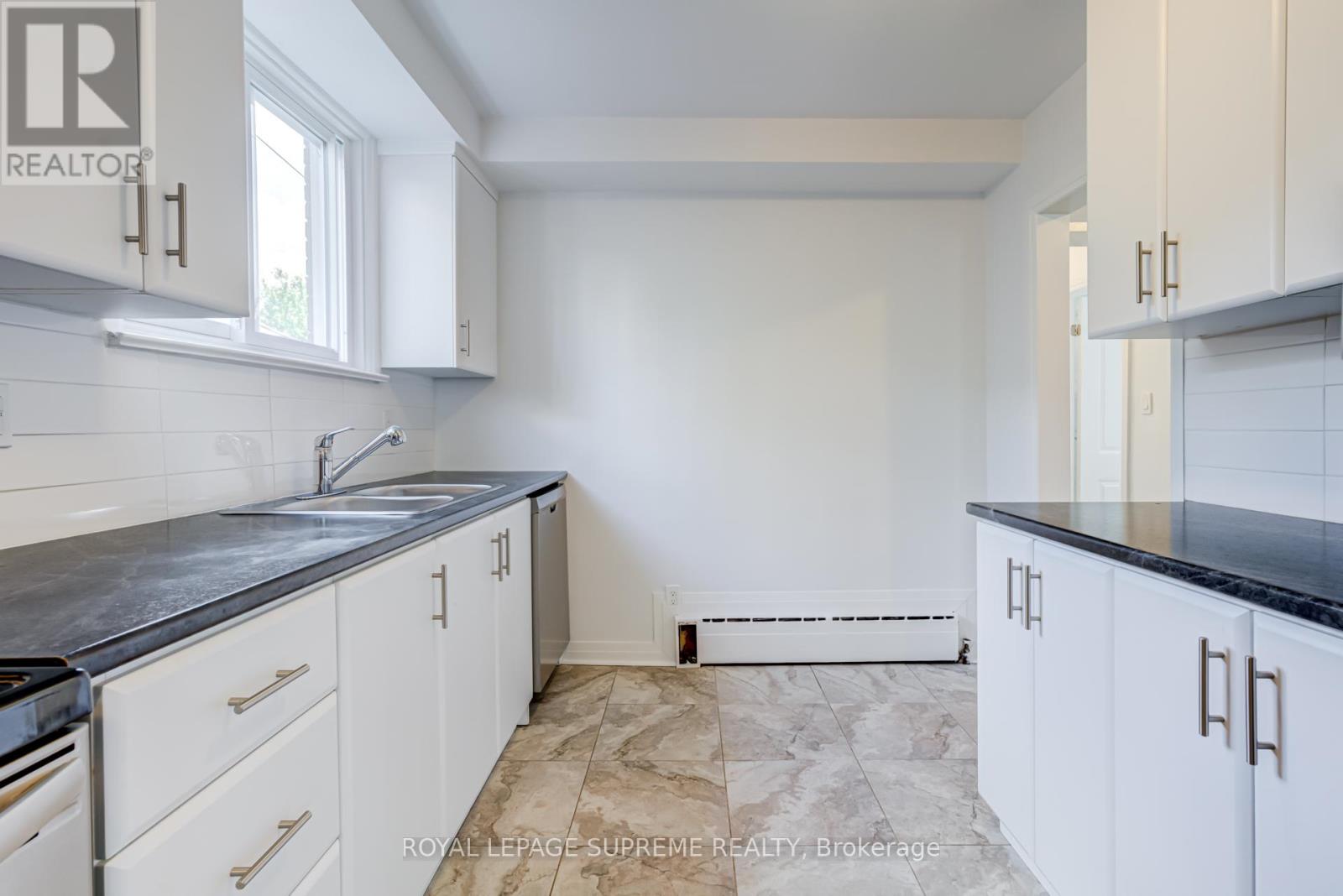 1 - 79 Lanark Avenue, Toronto, Ontario  M6E 2G3 - Photo 12 - C13628536