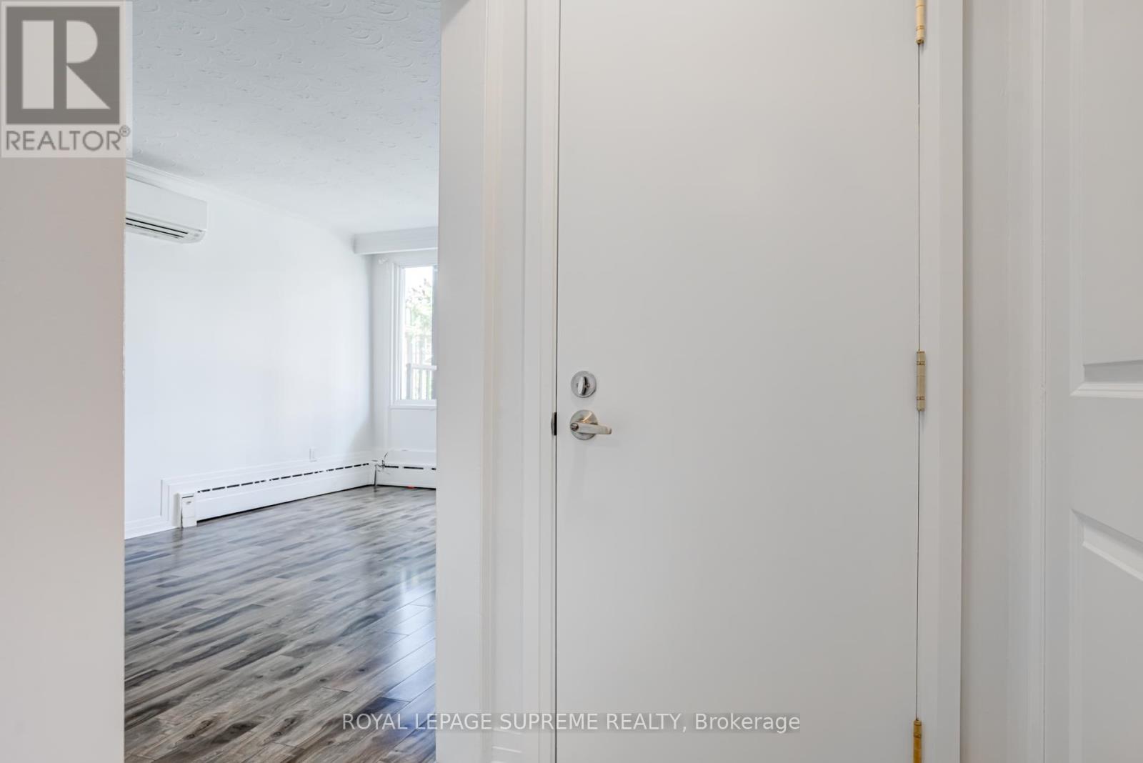 1 - 79 Lanark Avenue, Toronto, Ontario  M6E 2G3 - Photo 2 - C13628536