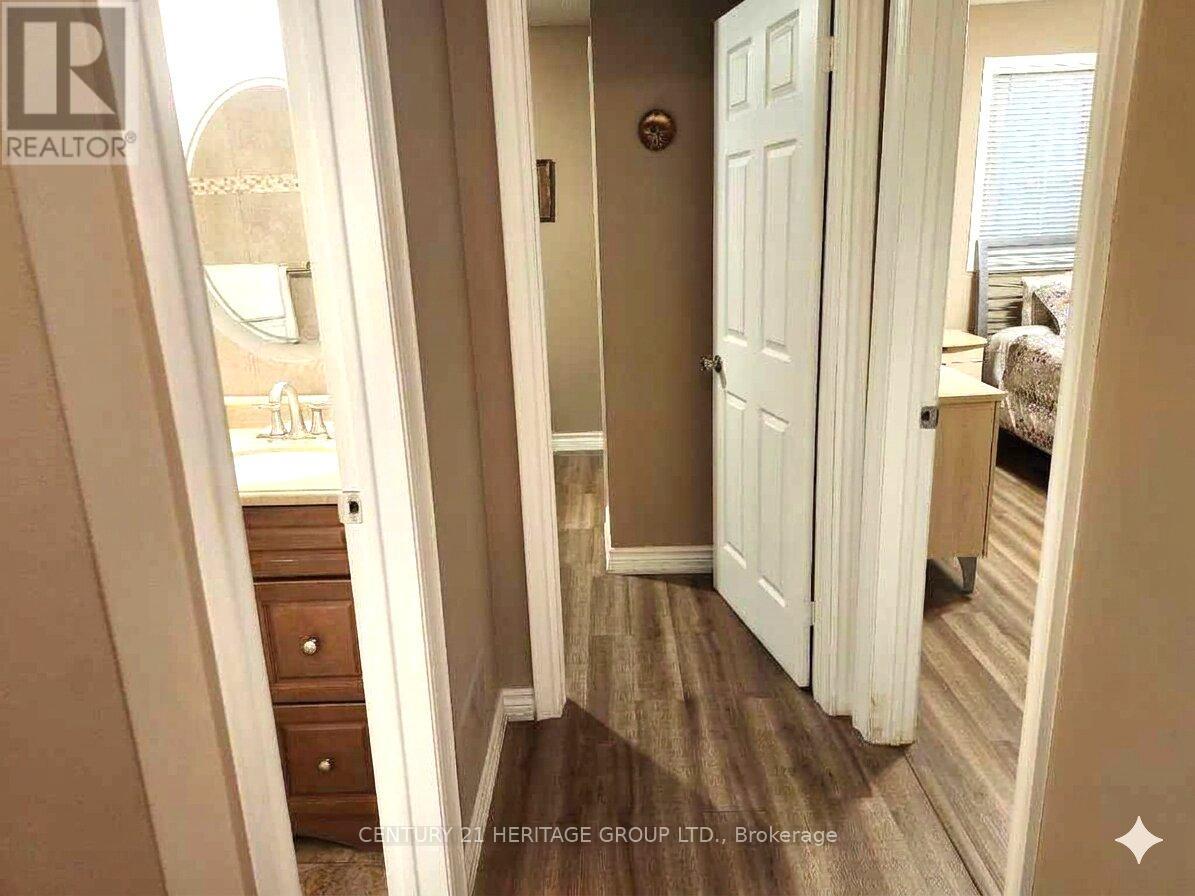 131 Black Hawk Way, Toronto, Ontario  M2R 3L7 - Photo 18 - C13628548