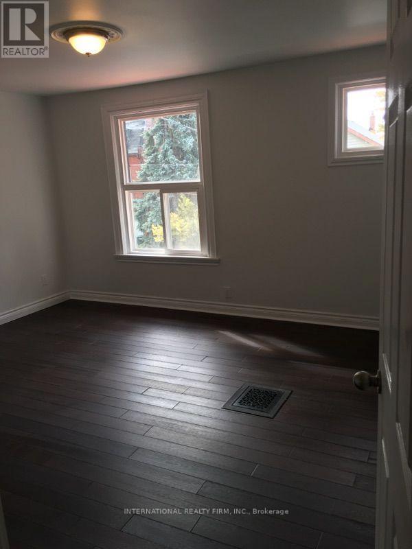 Unit 2 - 161 Montrose Avenue, Toronto, Ontario  M6J 2T6 - Photo 4 - C13628592