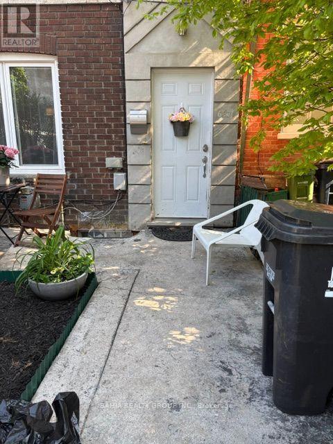 687 Richmond Street W, Toronto, Ontario  M6J 1C4 - Photo 2 - C13628638