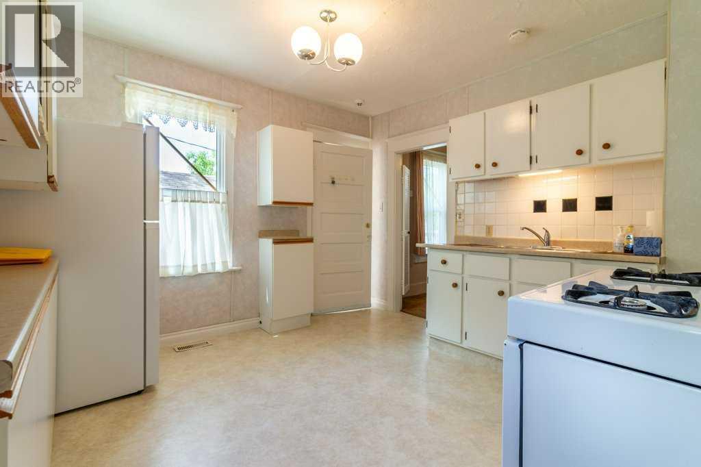 1826 5 Avenue N, Lethbridge, Alberta  T1H 0N3 - Photo 7 - A2316058