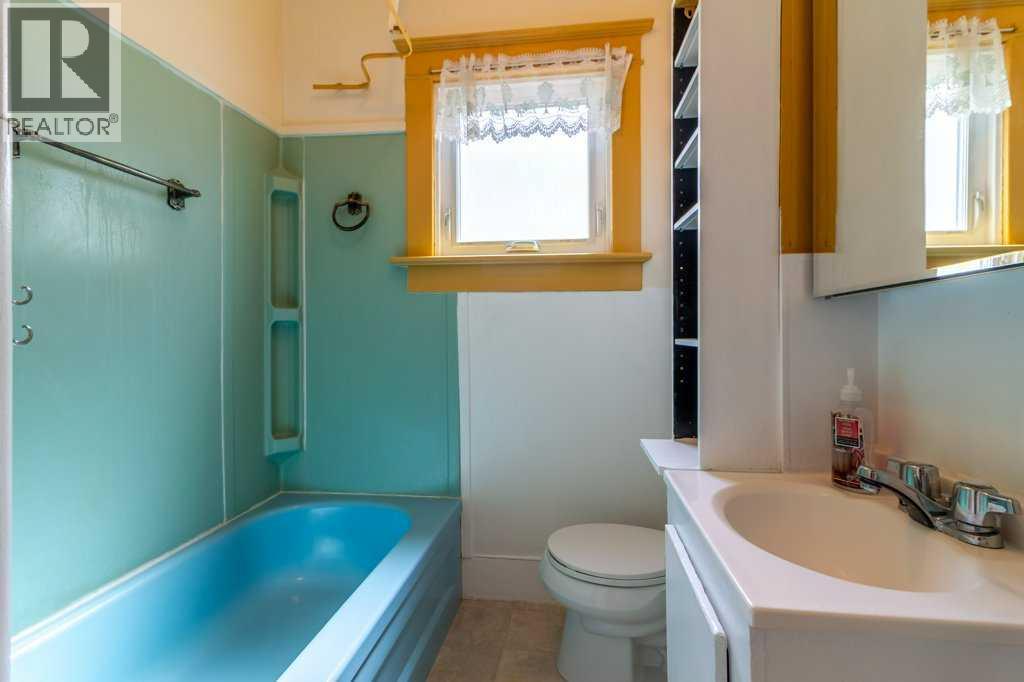 1826 5 Avenue N, Lethbridge, Alberta  T1H 0N3 - Photo 10 - A2316058