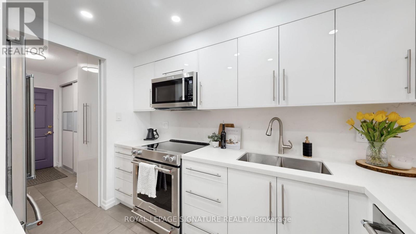 212 - 175 Cedar Avenue, Richmond Hill, Ontario L4C 9V3 - Photo 17 - N13628494