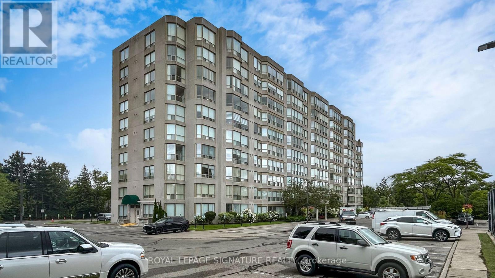 212 - 175 Cedar Avenue, Richmond Hill, Ontario L4C 9V3 - Photo 3 - N13628494