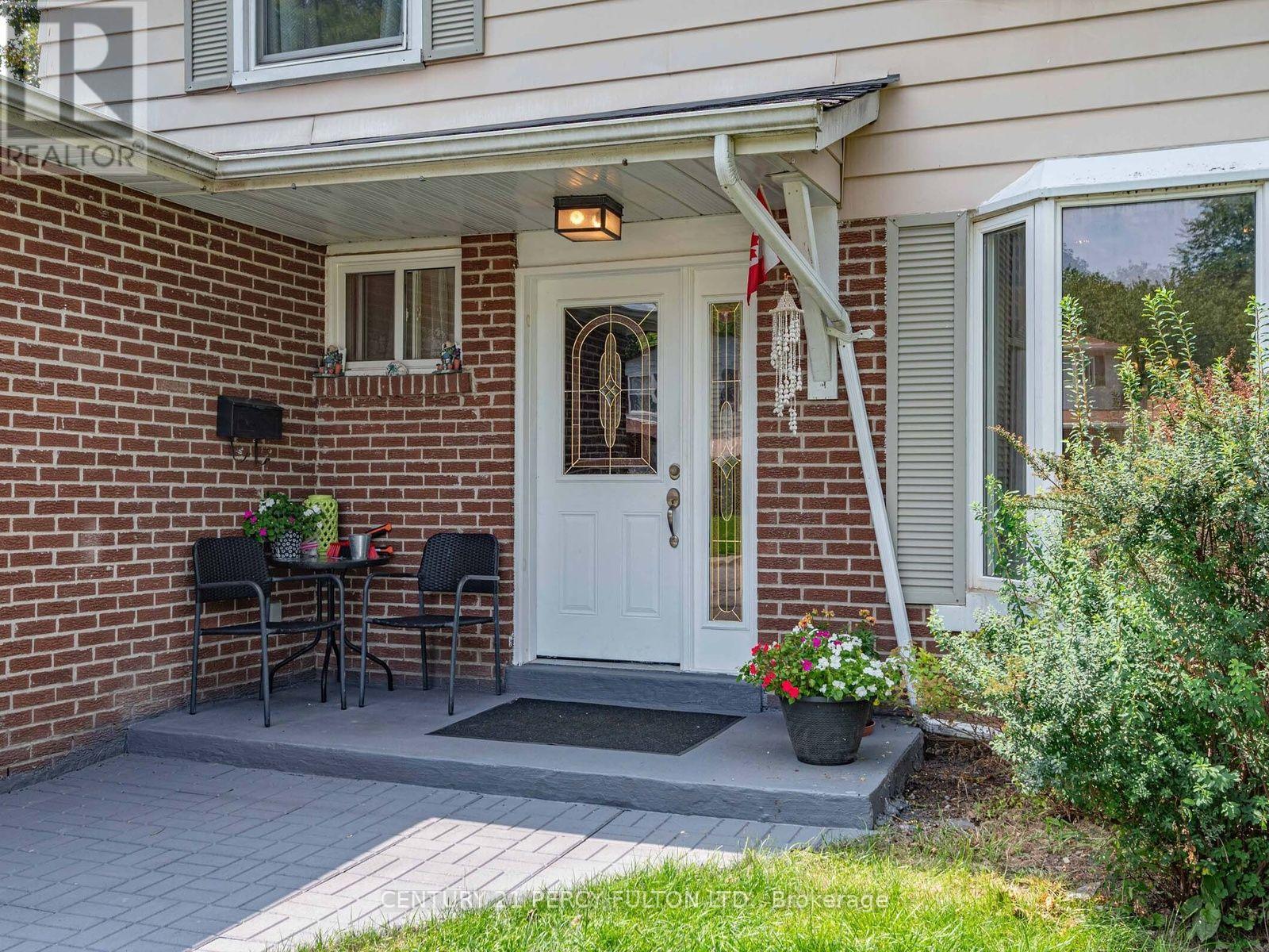 388 Handley Crescent, Newmarket (Central Newmarket), Ontario  L3Y 4T4 - Photo 5 - N13628522