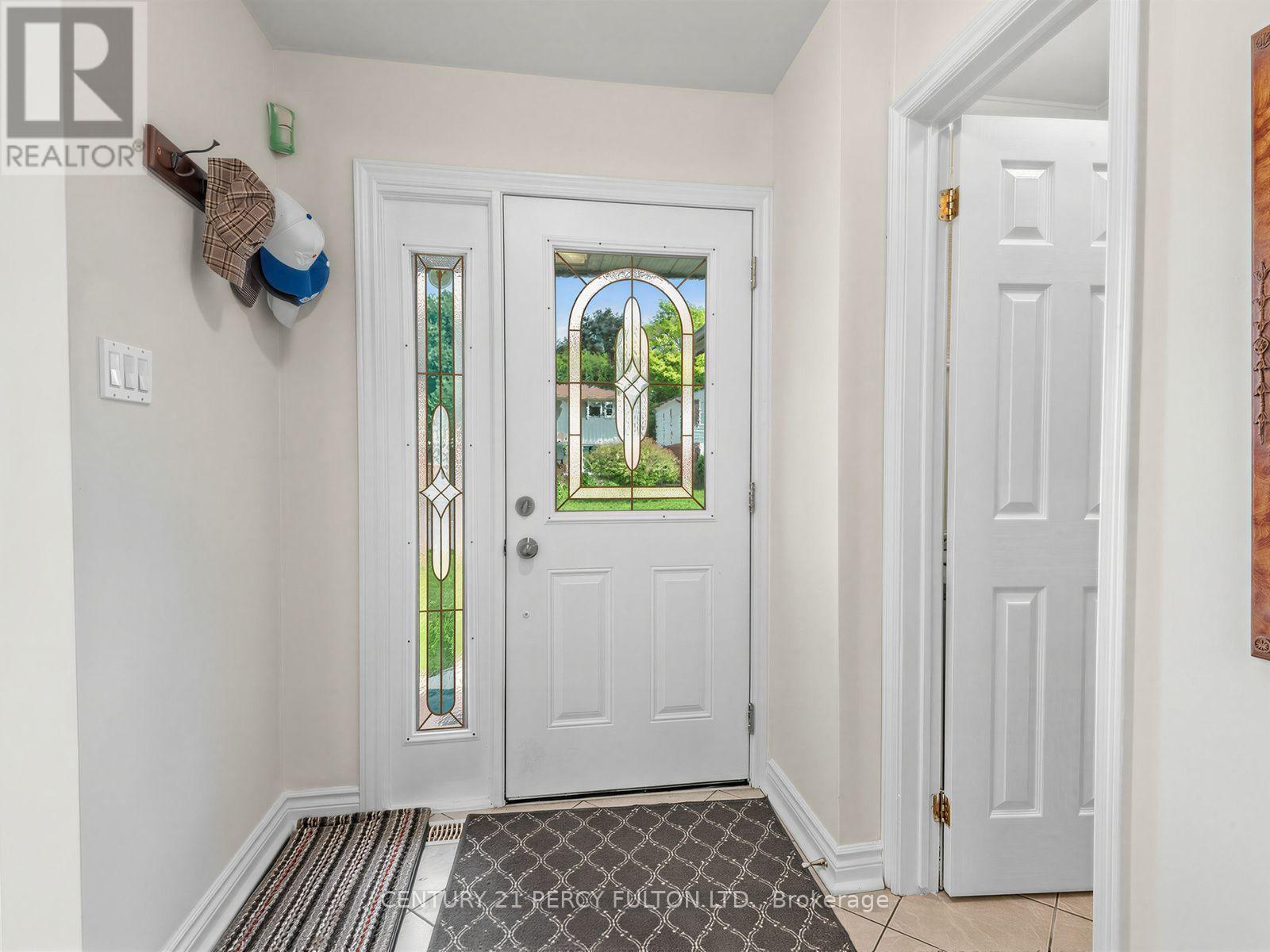 388 Handley Crescent, Newmarket (Central Newmarket), Ontario  L3Y 4T4 - Photo 6 - N13628522