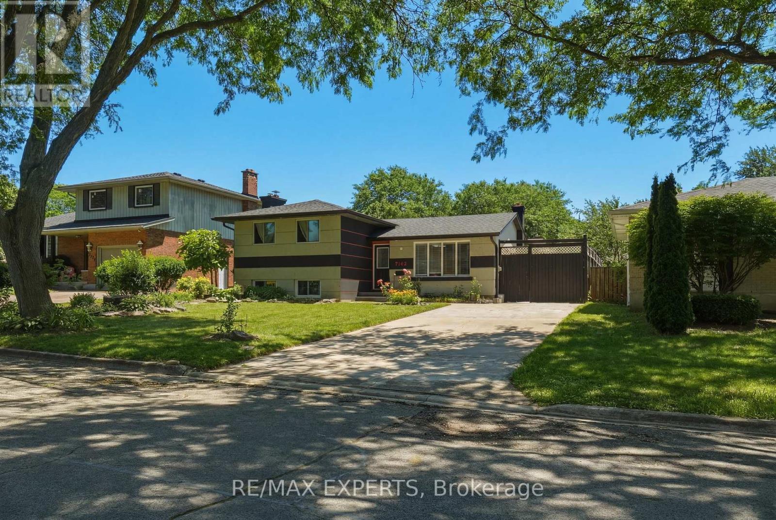 7142 ROSSEAU PLACE, Niagara Falls, Ontario