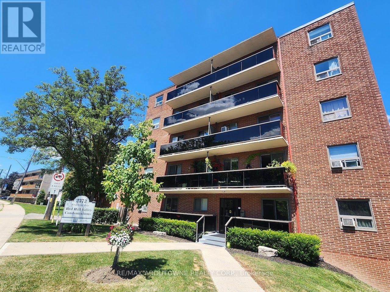 51 - 2373 KING STREET E, Hamilton, Ontario