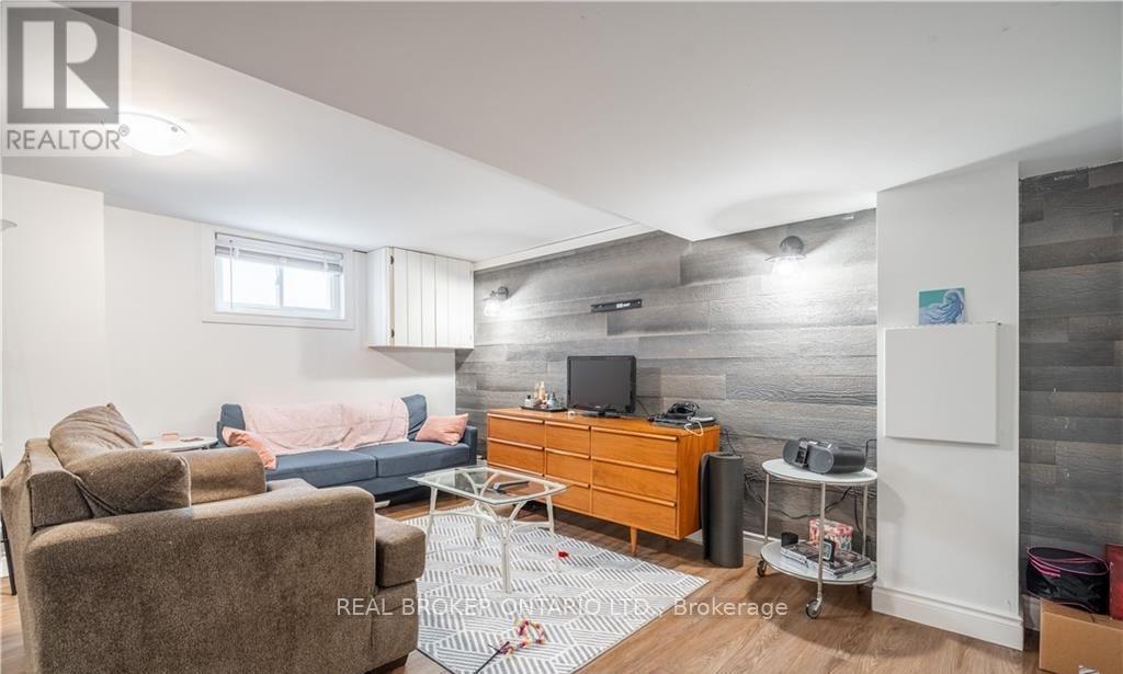BSMT - 301 WALLACE AVENUE S, Welland, Ontario