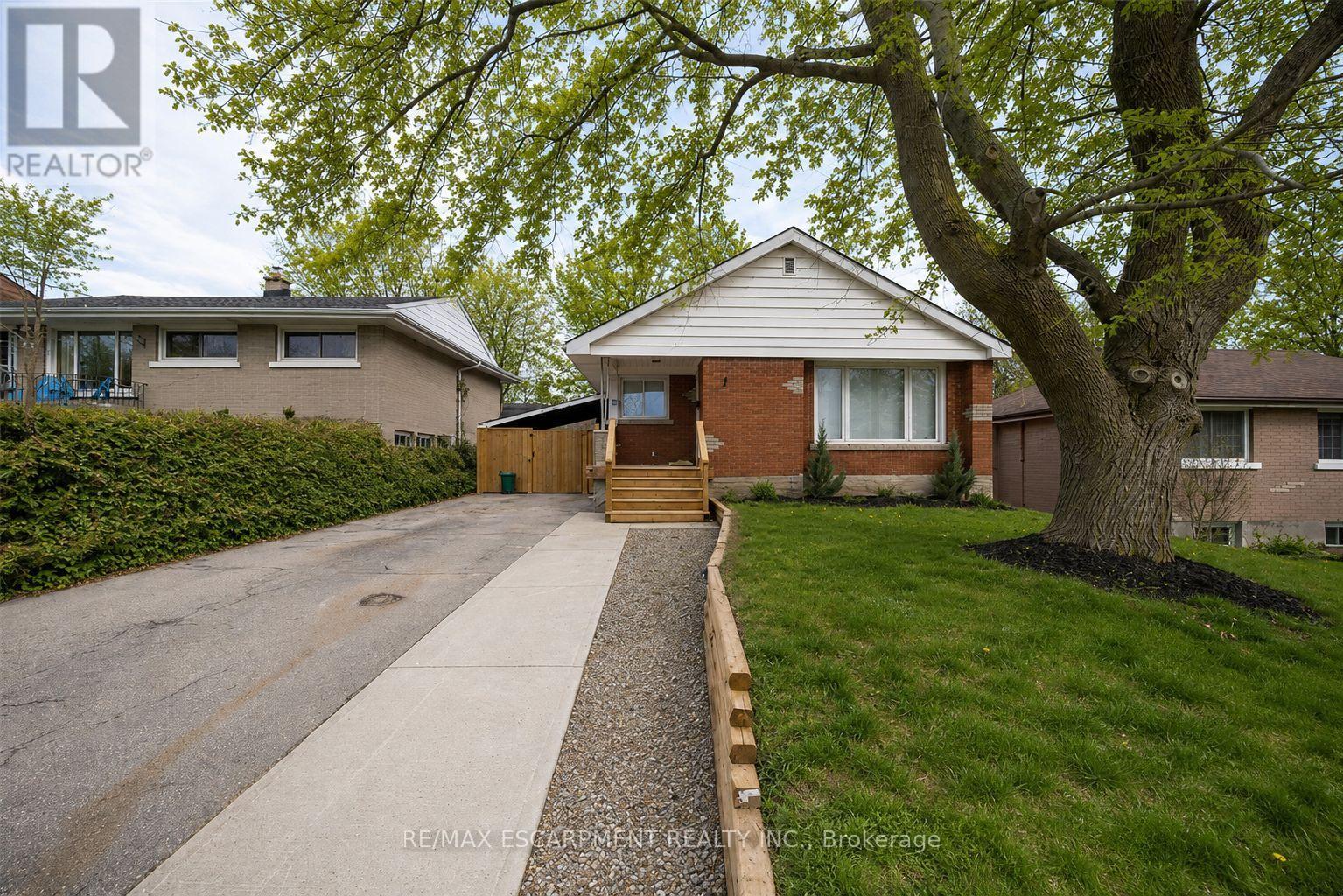 UPPER - 76 GLENVIEW AVENUE, Cambridge, Ontario