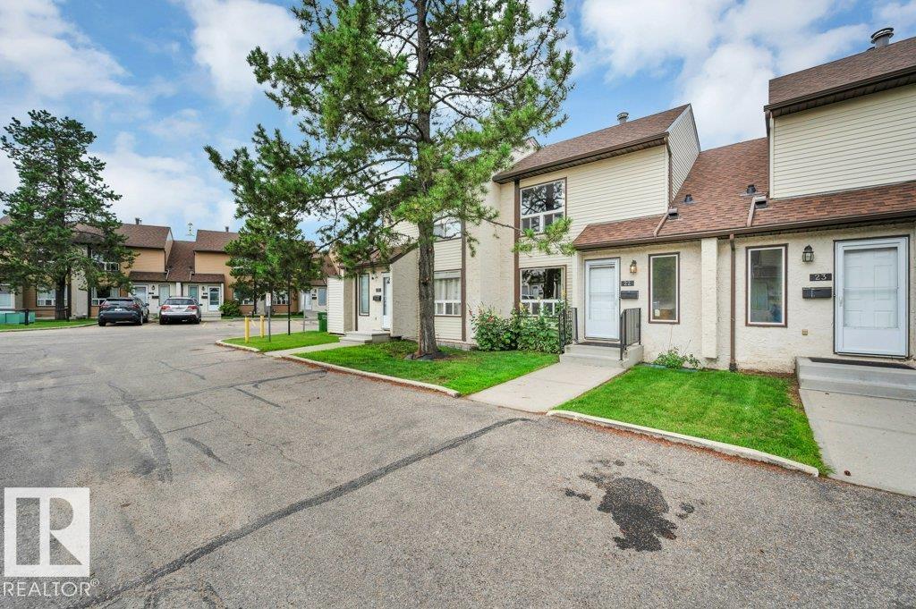 #22 1651 46 St NW, Edmonton, Alberta  T6L 5H2 - Photo 5 - E4501750