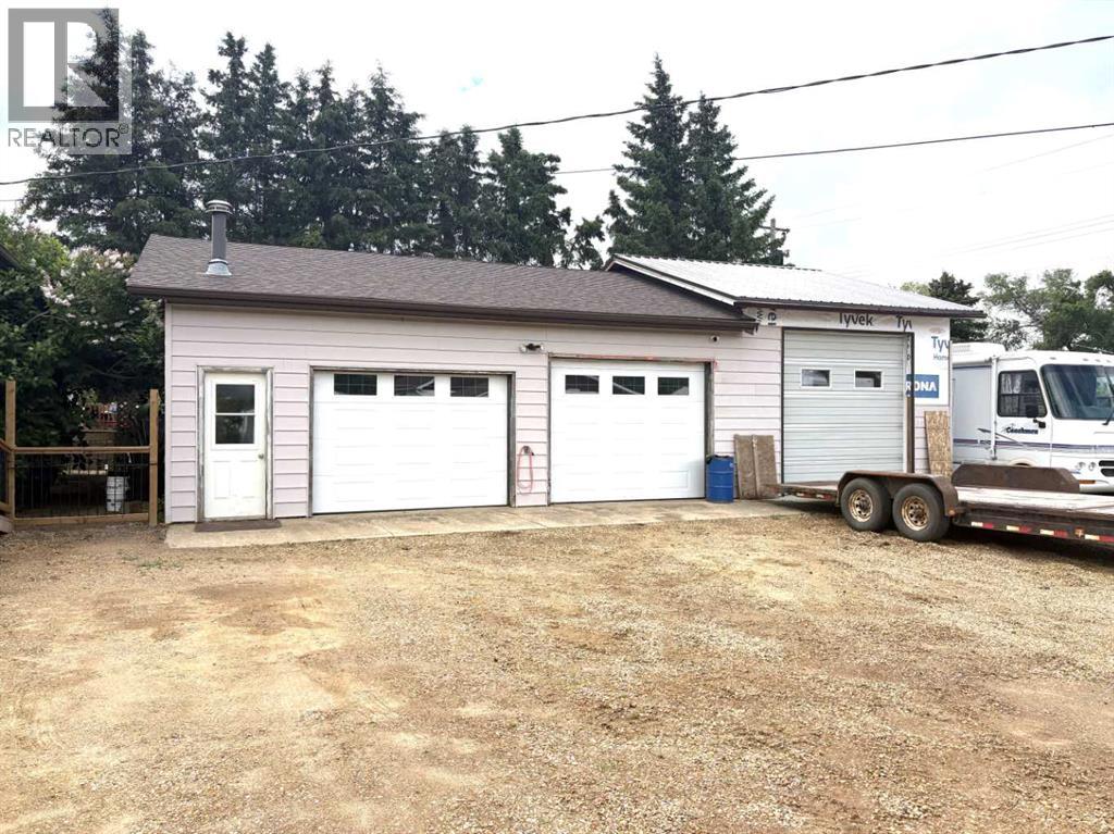 4812 47 Avenue, Forestburg, Alberta  T0B 1N0 - Photo 8 - A2286873