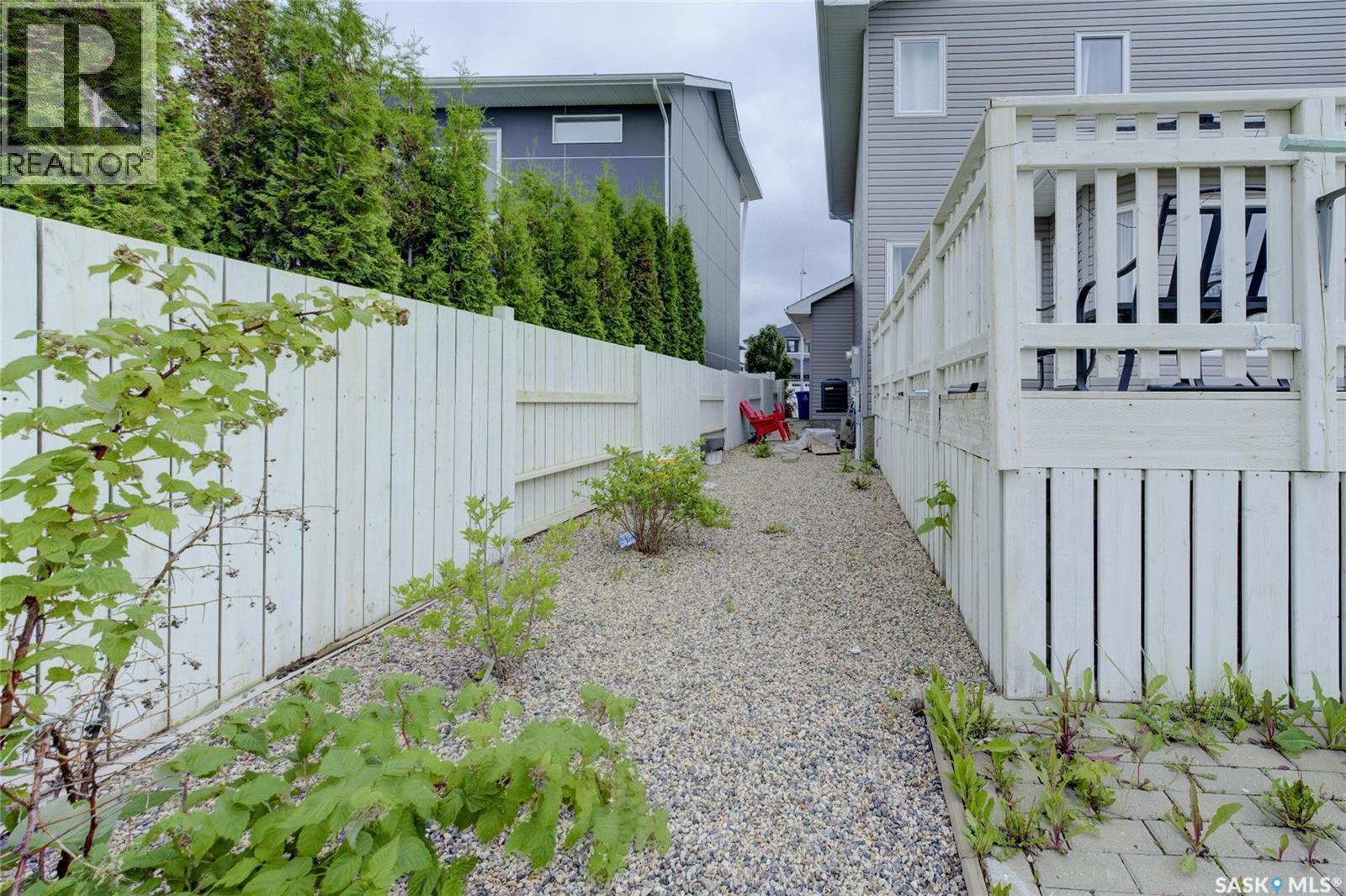 1063 Glacial Shores Common, Saskatoon, Saskatchewan  S7W 0R2 - Photo 44 - SK041316