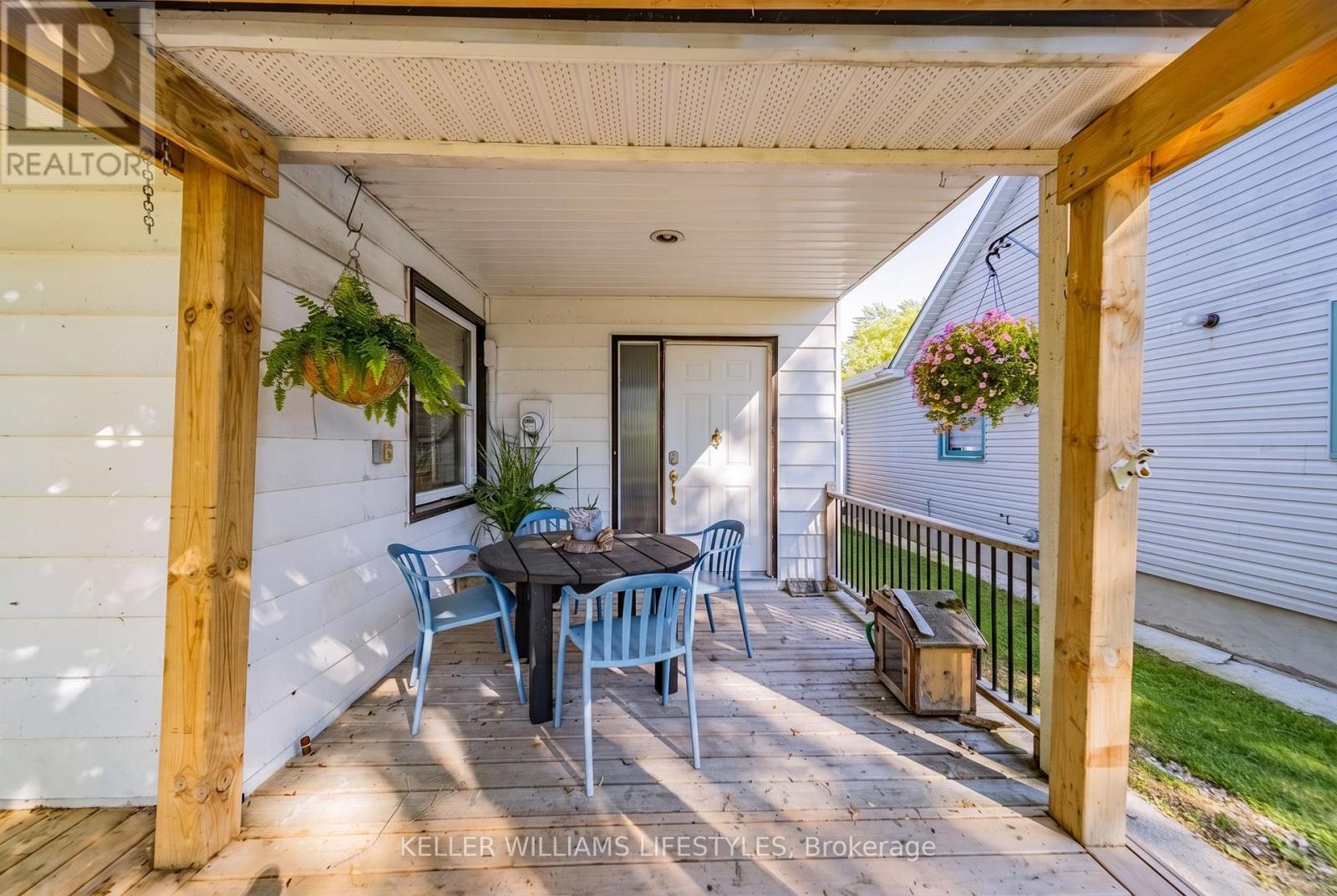 71214 Karen Drive, Bluewater, Ontario  N0M 1N0 - Photo 4 - X13628650