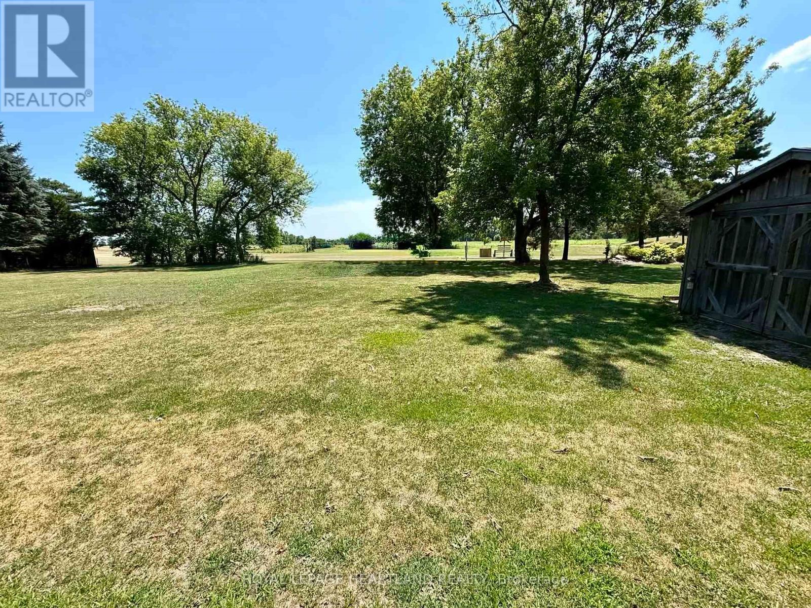 315 Main Street, Lambton Shores, Ontario  N0M 2N0 - Photo 15 - X13628670