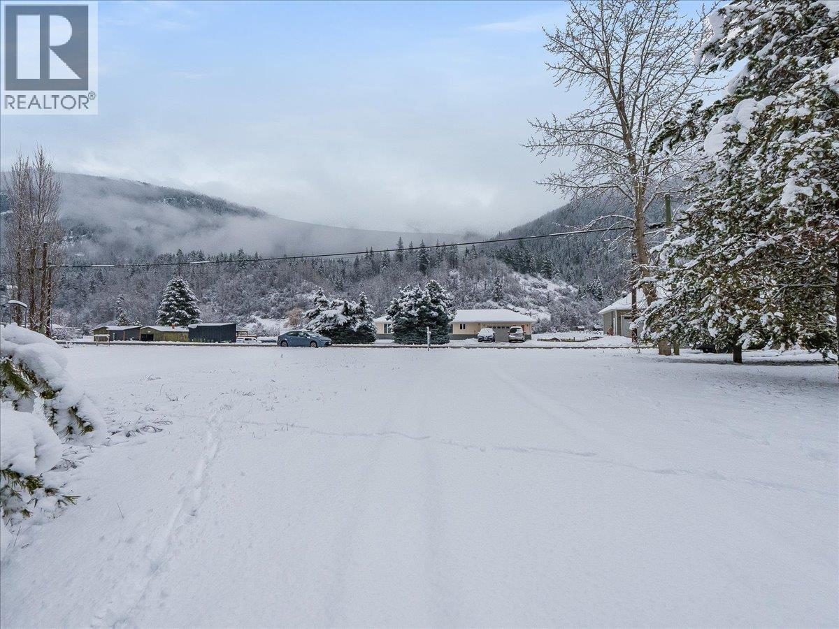 Mcphee Road Lot# 2, Castlegar, British Columbia  V1N 4L8 - Photo 38 - 10376324