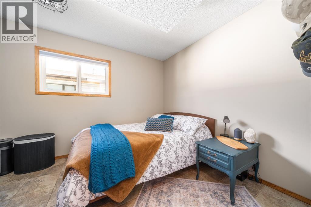 1630 31 Street SE, Medicine Hat, Alberta  T1A 8J8 - Photo 20 - A2326710