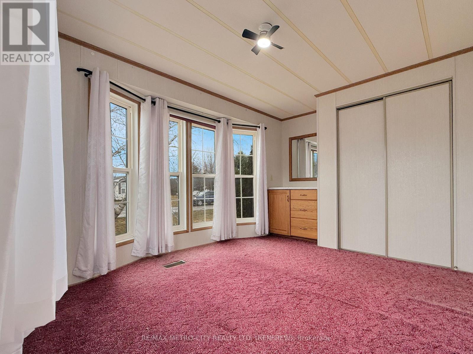 34 Sunset Lane, Horton, Ontario  K7V 0A5 - Photo 19 - X13628642