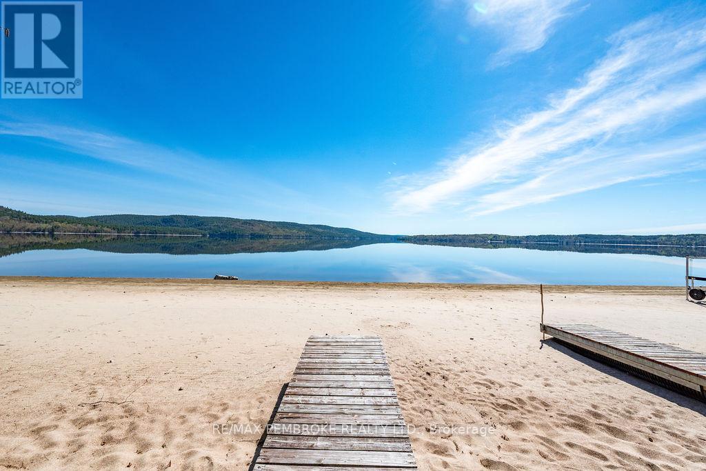 634 Goldfinch Way, Head, Ontario K0J 2K0 - Photo 10 - X13628644