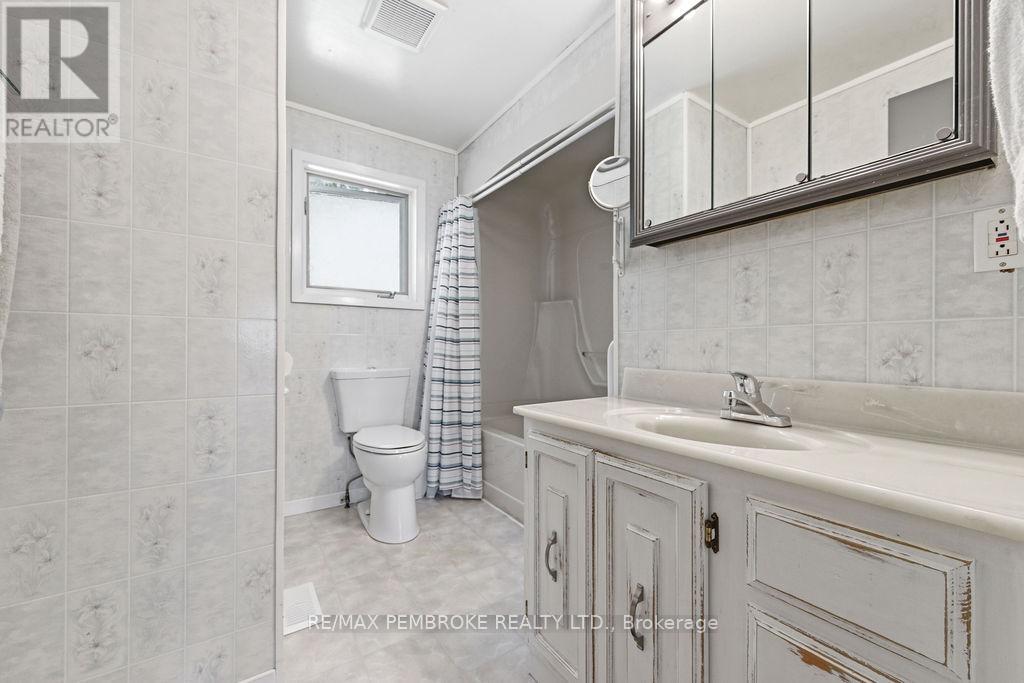 634 Goldfinch Way, Head, Ontario K0J 2K0 - Photo 30 - X13628644