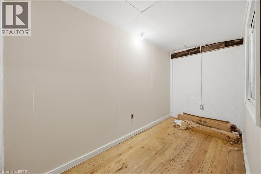 48 Grand River Street N, Paris, Ontario  N3L 2M2 - Photo 17 - 40846228