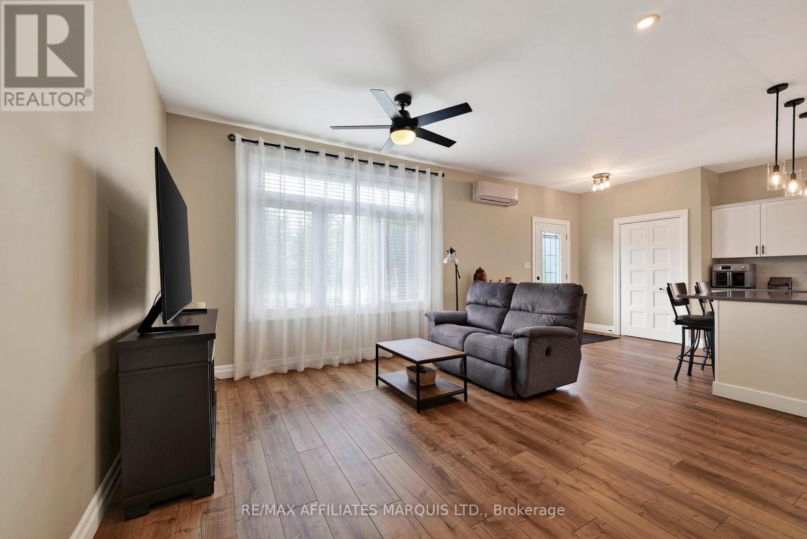 5401 Woodlands Road, South Stormont, Ontario  K0C 1M0 - Photo 13 - X13628666