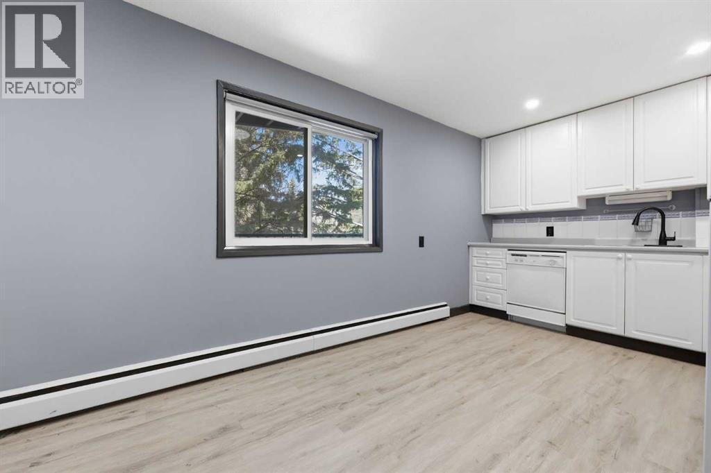 203, 3103 Blakiston Drive Nw, Calgary, Alberta  T2L 1L7 - Photo 7 - A2300854