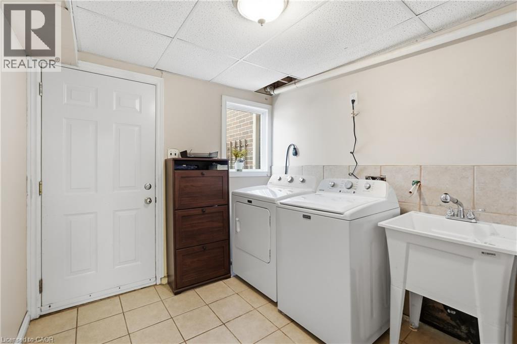2277 Mountain Grove Avenue Unit# 39, Burlington, Ontario  L7P 2H8 - Photo 18 - 40844339
