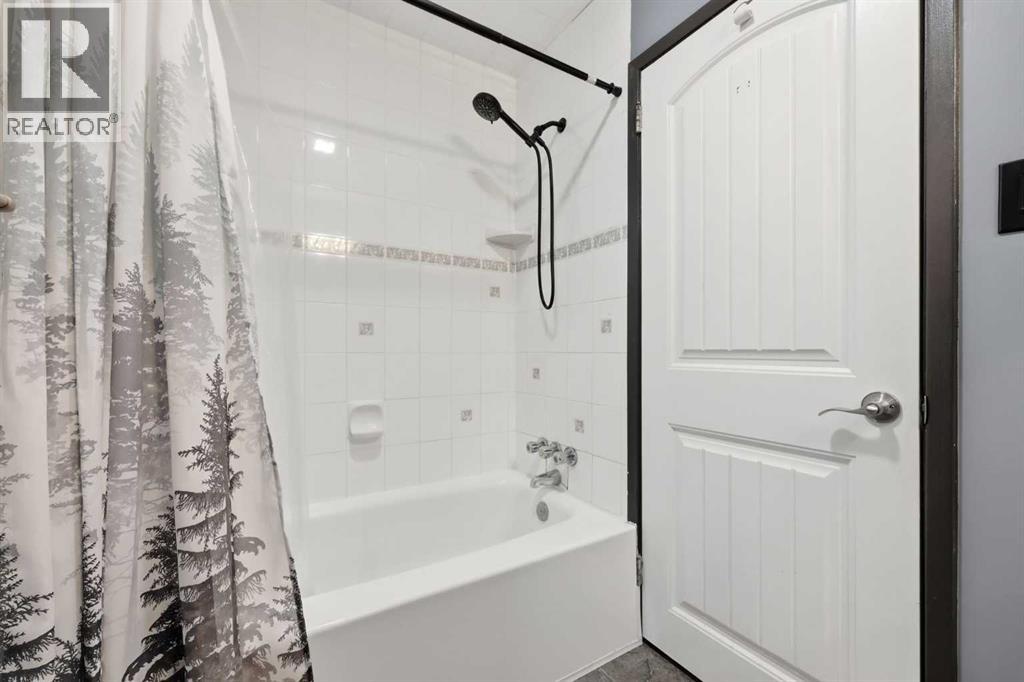203, 3103 Blakiston Drive Nw, Calgary, Alberta  T2L 1L7 - Photo 14 - A2300854