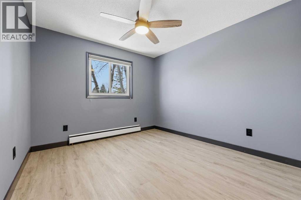 203, 3103 Blakiston Drive Nw, Calgary, Alberta  T2L 1L7 - Photo 11 - A2300854