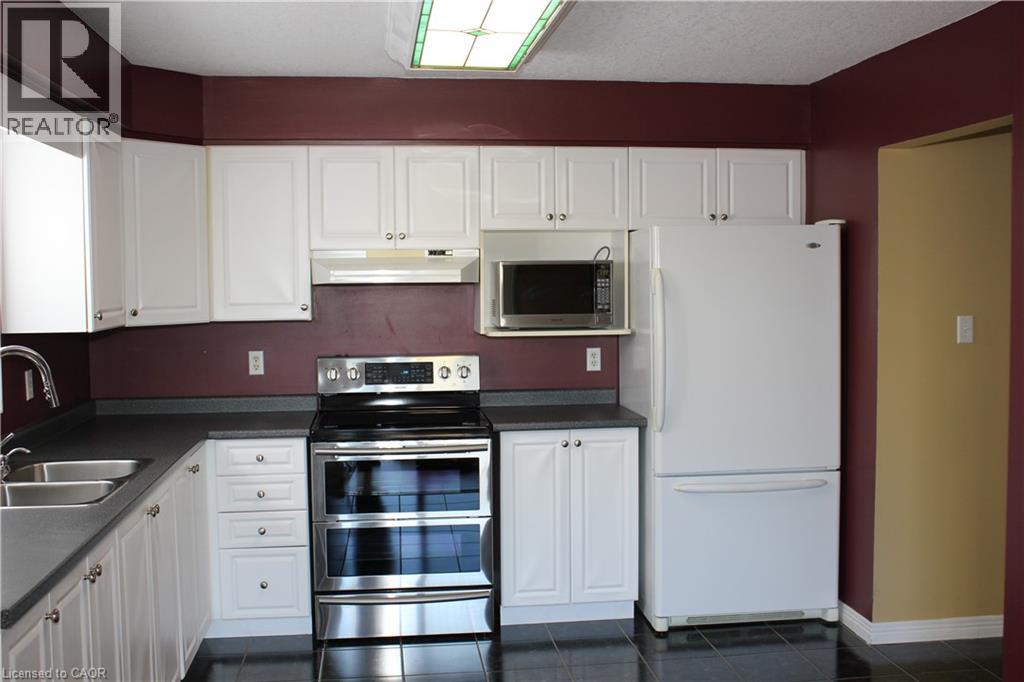 184 Northampton Crescent Unit# B, Waterloo, Ontario  N2T 2M5 - Photo 9 - 40852762