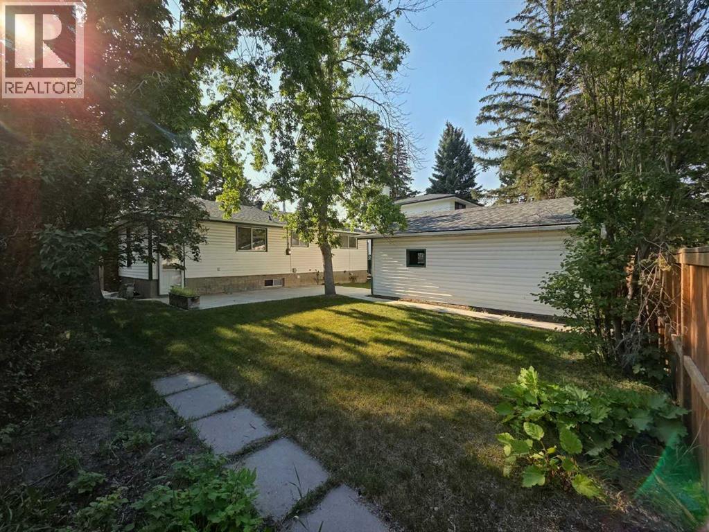 5936 Dalmead Crescent NW, Calgary, Alberta  T3A 1E6 - Photo 2 - A2328171