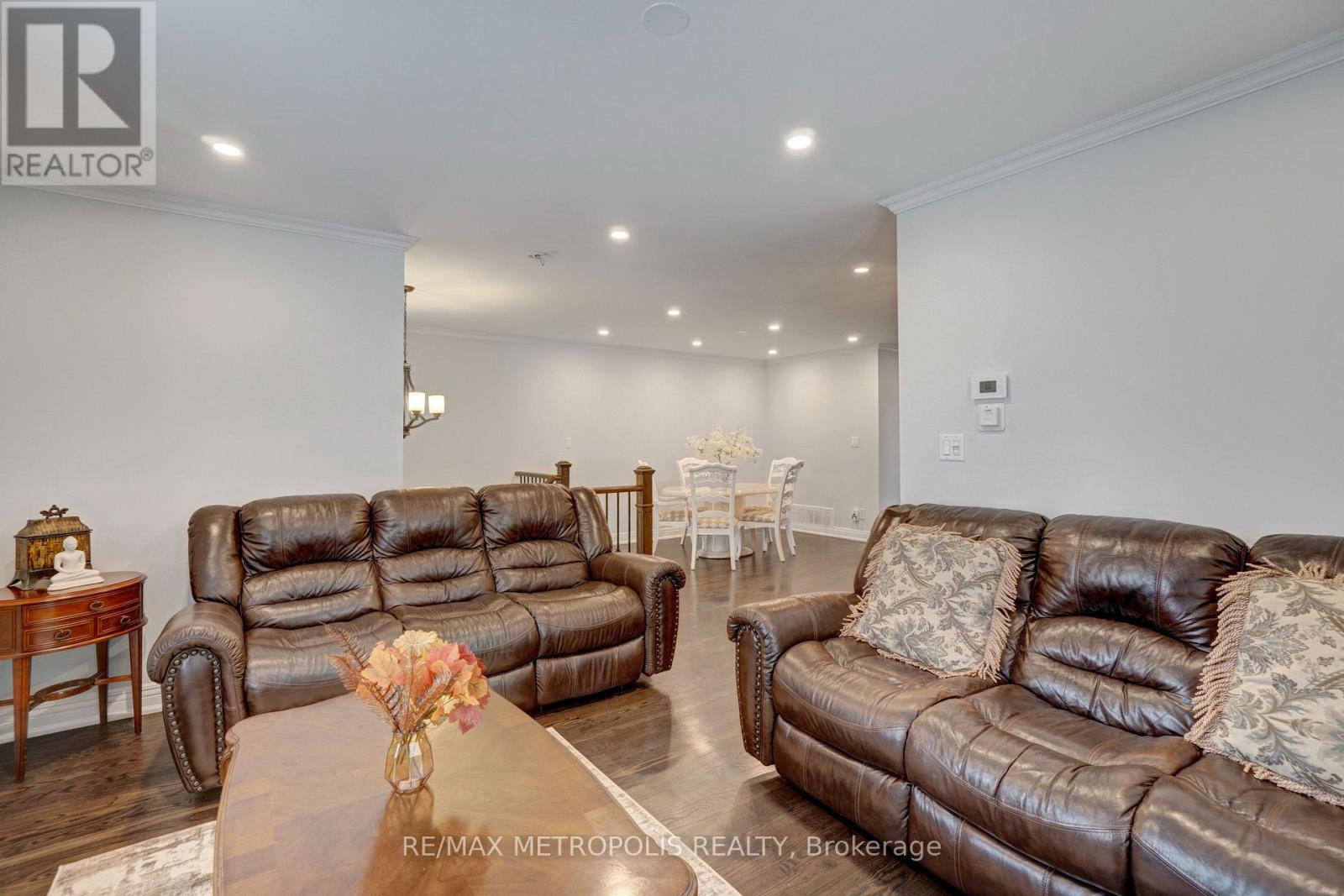 1872 Appleview Road, Pickering, Ontario  L1V 1T8 - Photo 6 - E13628676