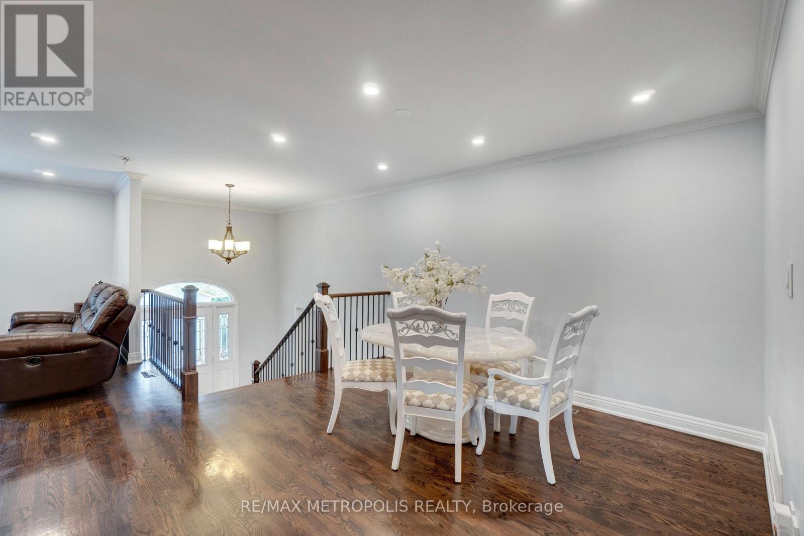 1872 Appleview Road, Pickering, Ontario  L1V 1T8 - Photo 8 - E13628676