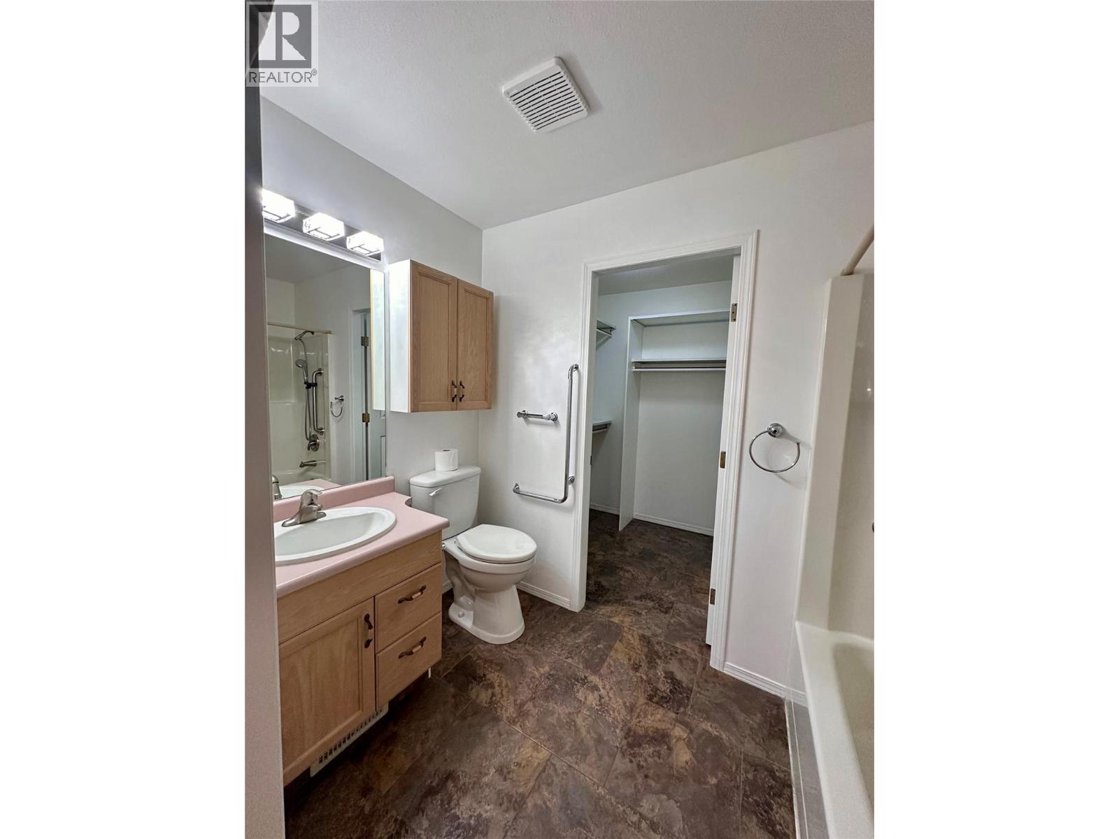2210 Columbia Avenue Unit# 54, Castlegar, British Columbia  V1N 2X1 - Photo 18 - 10396212