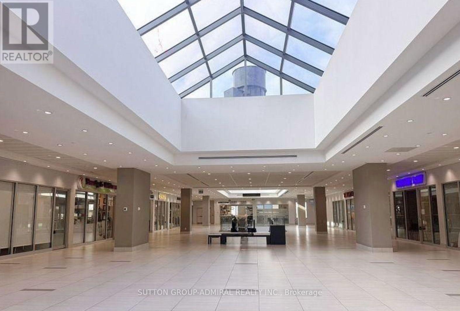 224 - 7777 Weston Road, Vaughan, Ontario  L4L 0G9 - Photo 2 - N13628672